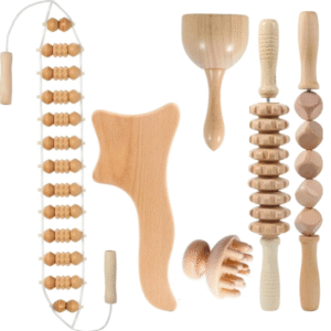 Zestaw drewnianych przyrządów do masażu
